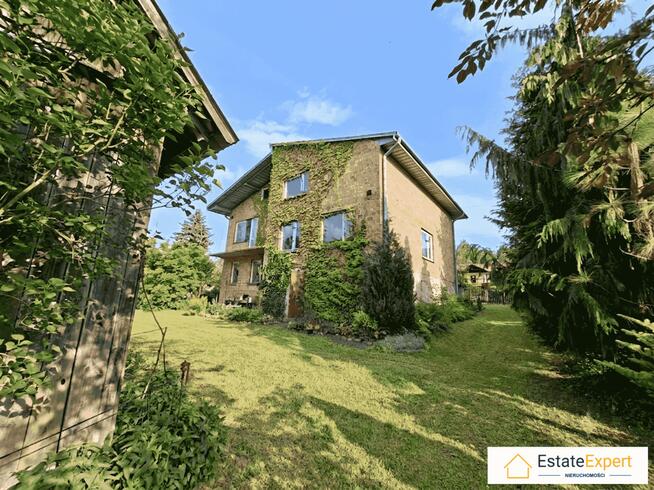Dom z własną rzeką i sadem! 300 m² + 1800 m² działki – Świątniki, gm. Wodzisław