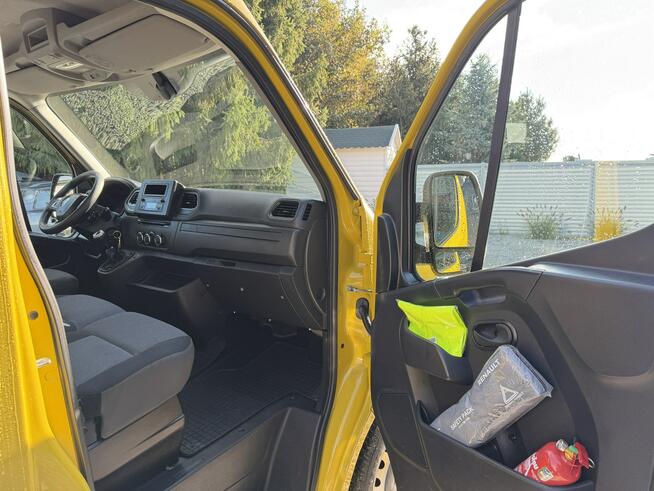 Renault Master max L3H2 7 osobowy brygadówka lift doka 2021r.