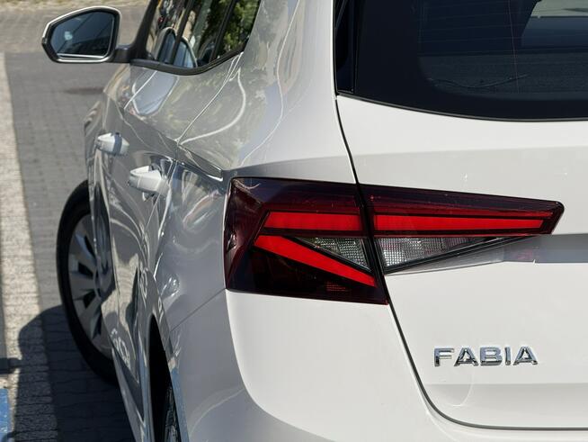 Škoda Fabia 1.0 mpi 80km selection gwarancja smartlink led tempomat czujniki fv23%