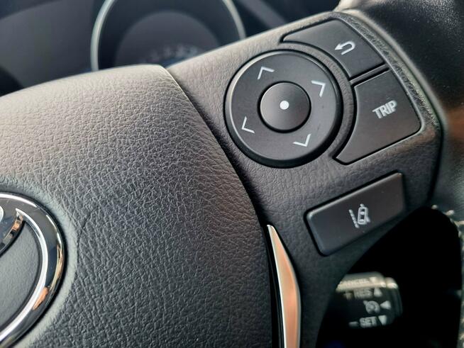 Toyota Auris Hybryda Lift LED Serwis Navi Kamera Climatronic Tempomat Gwarancja