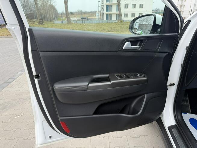 Kia Sportage 1.7 CRDI / 116KM LED Asystent Pasa Ruchu Nawigacja Kamera Grzane Fotel