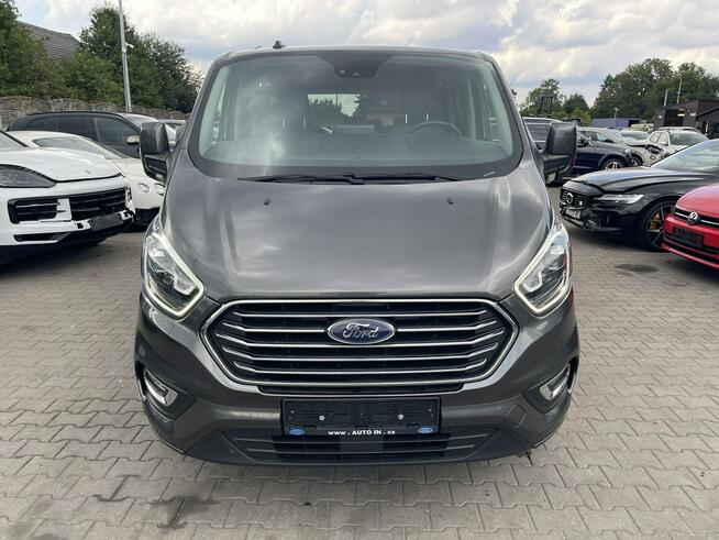 Ford Tourneo Custom HAK Skóra Podgrzewanie Kamera 8 osobowy