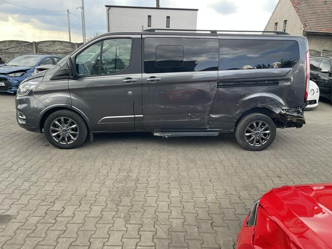 Ford Tourneo Custom HAK Skóra Podgrzewanie Kamera 8 osobowy