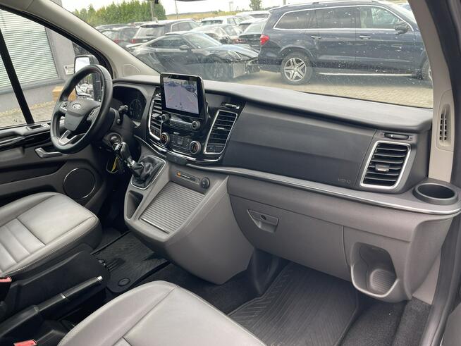 Ford Tourneo Custom HAK Skóra Podgrzewanie Kamera 8 osobowy