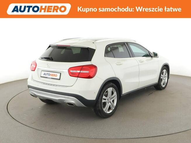Mercedes GLA 200 GLA200 Automat Sensation Panorama Tempomat Navi Półskóra BiXenon KAM
