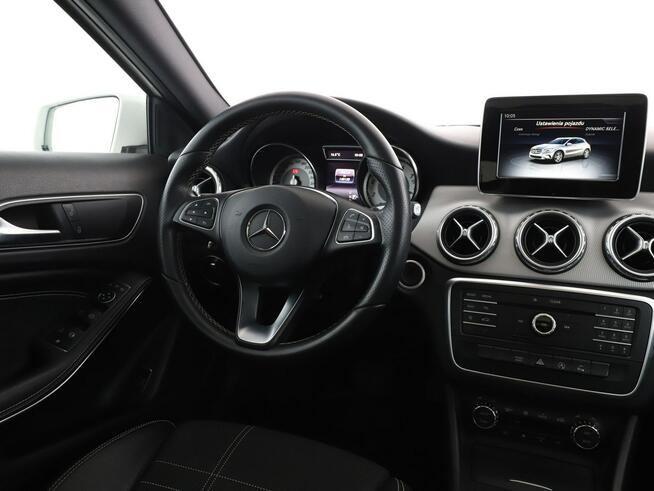 Mercedes GLA 200 GLA200 Automat Sensation Panorama Tempomat Navi Półskóra BiXenon KAM