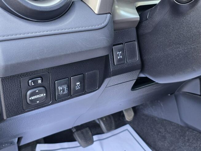 4x4*silnik toyota*bez RDZY