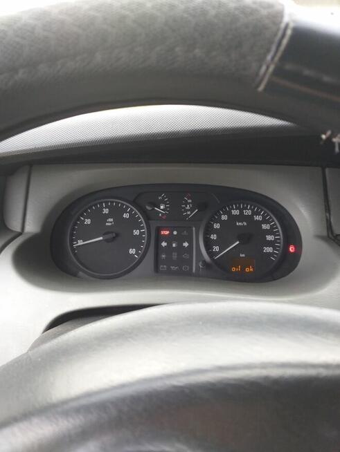 Sprzedam Opel Vivaro 1,9Di 2001