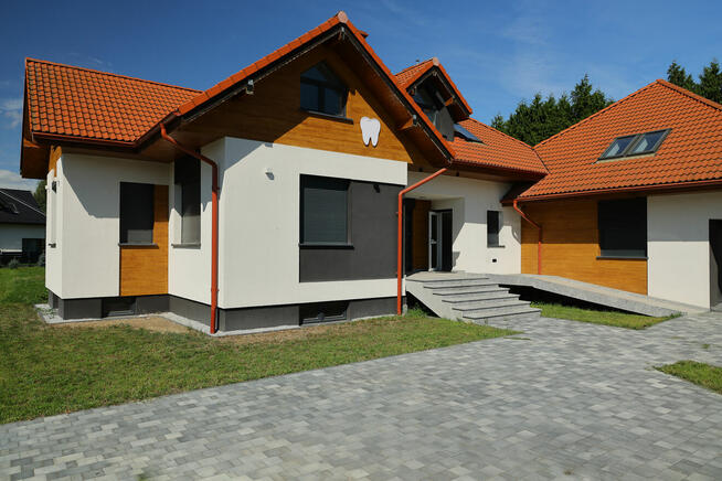 Gabinet 12m2 w nowej prywatnej przychodni w Nadolicach Wielk