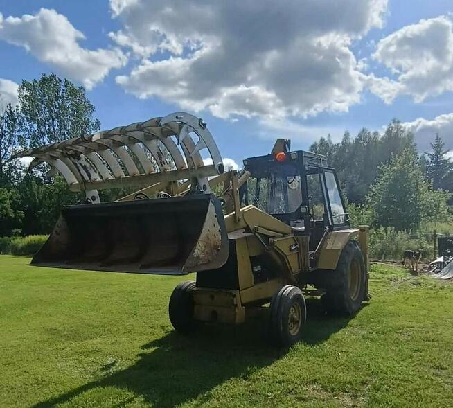 Koparko-ładowarka kołowa CASE 580F