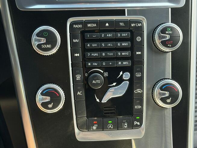 Volvo XC 60 2,0D4 200KM POLESTAR+R-DESIGN/ACC/BLiS/Navi/Virtual/Led/BiXenon/Radar
