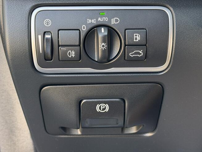 Volvo XC 60 2,0D4 200KM POLESTAR+R-DESIGN/ACC/BLiS/Navi/Virtual/Led/BiXenon/Radar