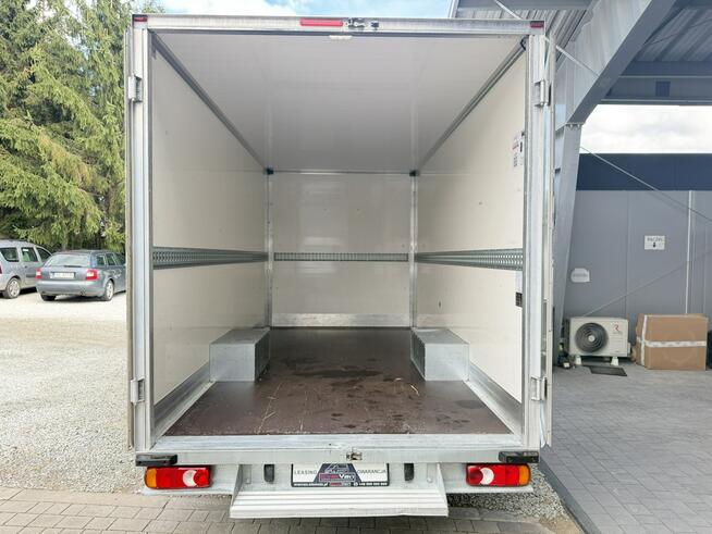 Renault Master max Kontener 3os. 2023 rok lift paka 4,50m!!