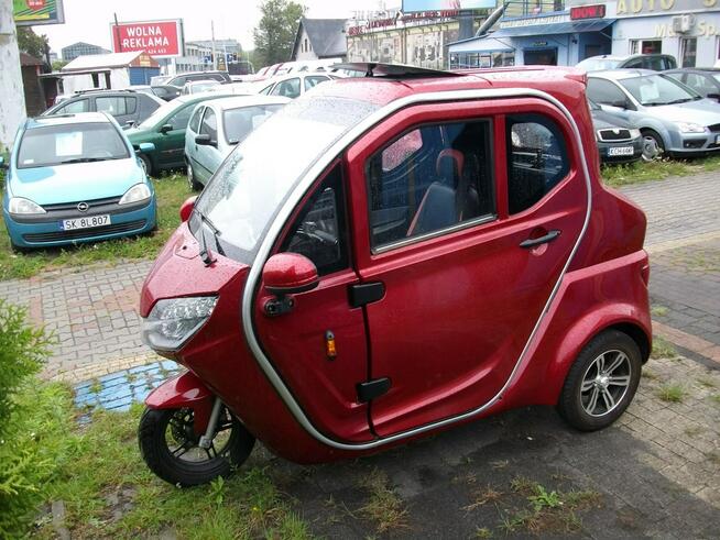 Inna Inny trójkołowy motorower elektryczny, zasięg 70 km