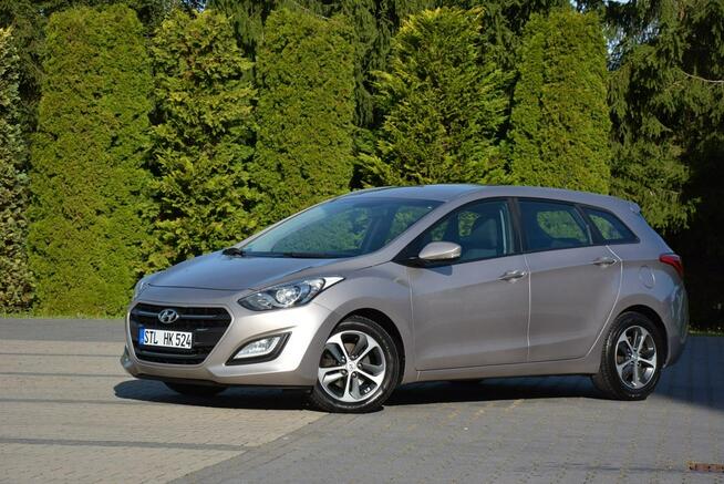 Hyundai i30 Lift Duża Navi Kamera Ledy Parktronic 4xel. szyby z Niemiec ASO