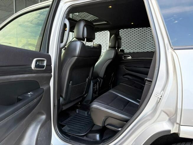 JEEP Grand cherokee 20' 4X4 SUPER STAN!
