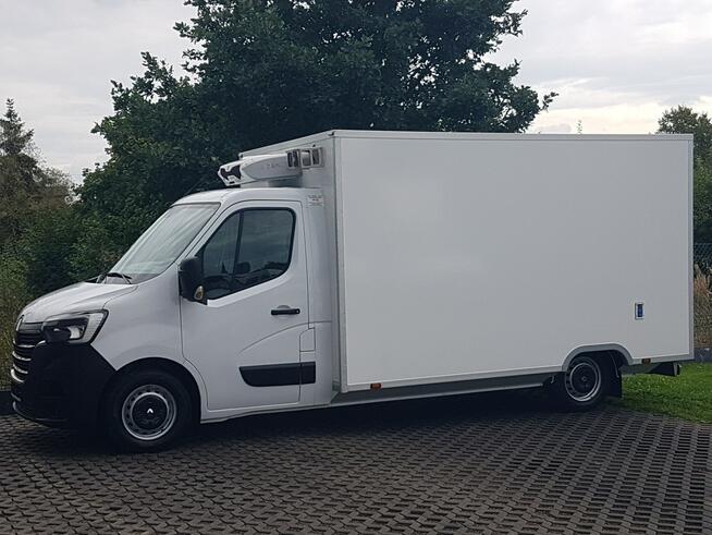 Renault Master SKLEP BAR FOODTRUCK KONTENER NISKOPODŁOGOWY AUTSKLEP