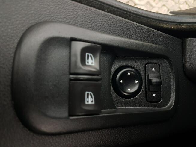 Renault Master SKLEP BAR FOODTRUCK KONTENER NISKOPODŁOGOWY AUTSKLEP