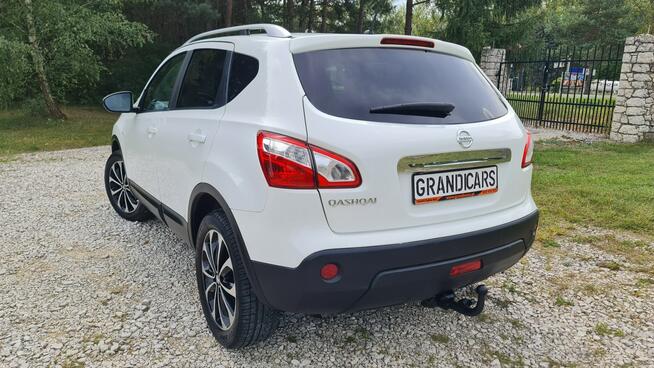 Nissan Qashqai 1.6 # iWay # NAVI # Climatronic # Panorama # Kamera # Super Stan !