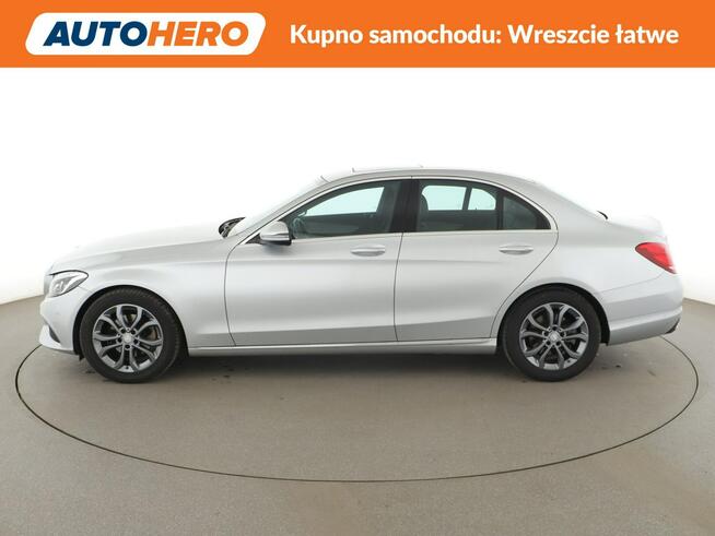 Mercedes C 180 automat full LED szyberdach navi klima auto grzane fotele kamera i czu