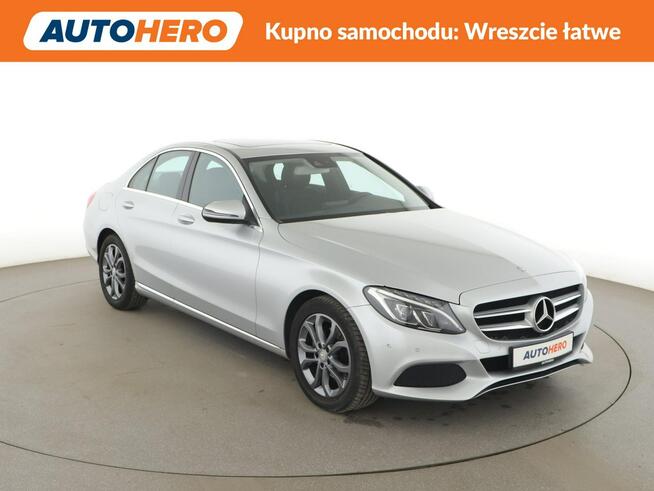 Mercedes C 180 automat full LED szyberdach navi klima auto grzane fotele kamera i czu