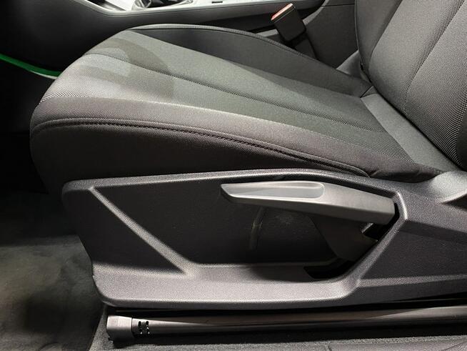 Audi Q3 VAT 23% S-line 35TFSI 150KM S-tronic 2025 r., salon PL, I właściciel V