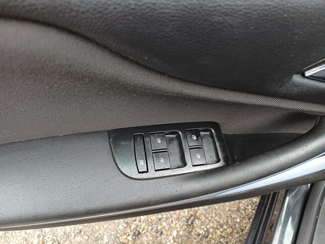 Opel Zafira Bezwypadkowy*GrzaneFotele*Climatronic*1 wł*Serwis*GWARANCJA