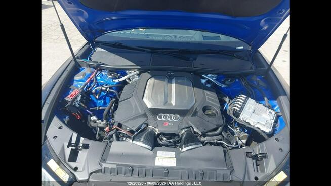 AUDI RS6 / 4.0 V8 / niski przebieg