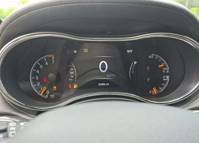 Jeep Grand Cherokee OVERLAND / AWD / 3.6 V6