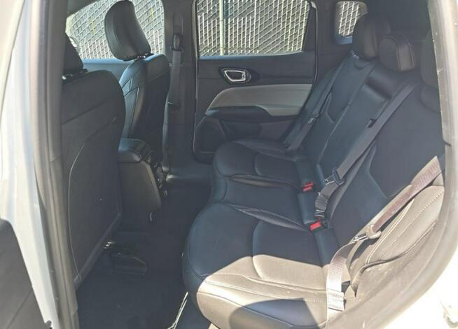 Jeep Compass LIMITED / AWD / niski przebieg
