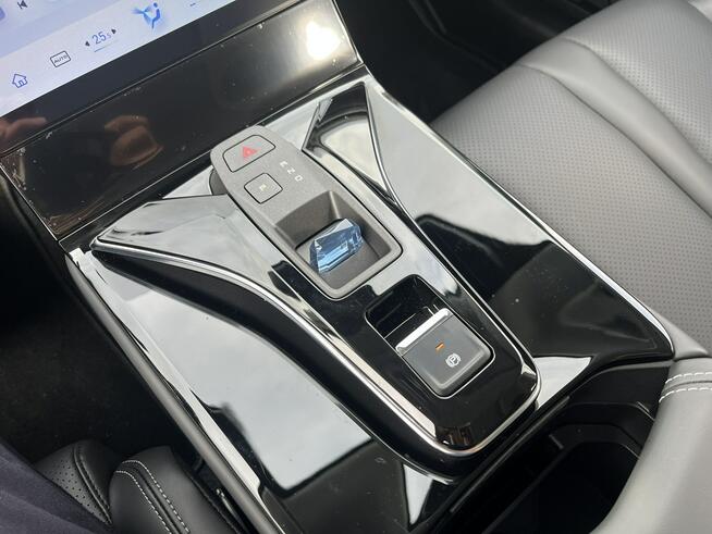 Dongfeng Mage Hybryda o Mocy 258KM z Bardzo Bogatym Wyposażeniem DEMO DEALERA!