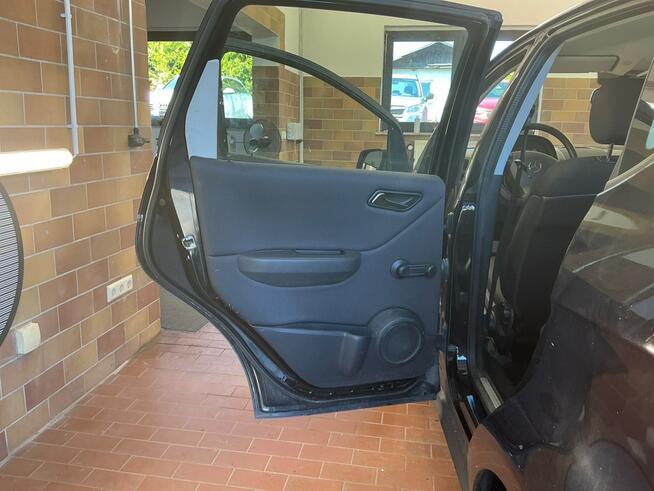 Mercedes A 160 Benzyna, klimatronik, Eco, podgrz. fotele, isofix, nowe opony wielos.