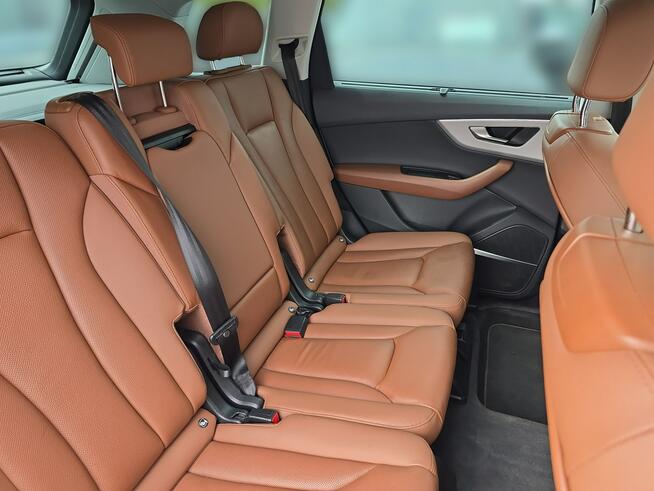 Audi Q7 MatrixLED_Hak_B&O_Wentyalcja_ACC_Asystenci_Skóra_21"_CarPlay_Indukcja