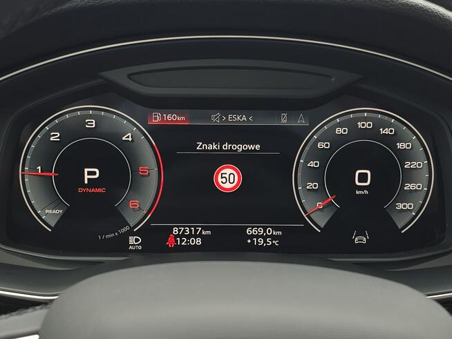Audi Q7 MatrixLED_Hak_B&O_Wentyalcja_ACC_Asystenci_Skóra_21"_CarPlay_Indukcja