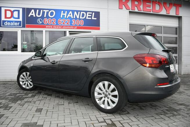 Opel Astra 1.7 CDTI Serwisowany Bezwypadkowny Navi Kamera 2xOpony 209000km