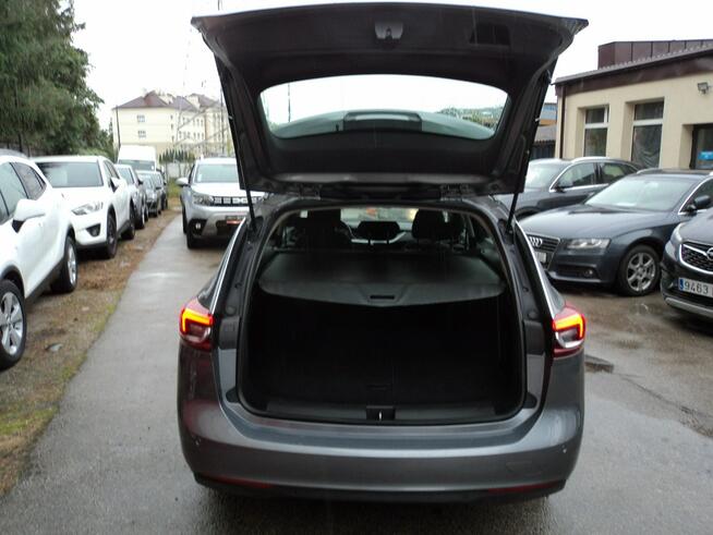 Opel Insignia Sports Tourer sprzedam ładnegoOPLA INSIGNIE 1.6 D 111KM NAJBOGAT.WERSJA