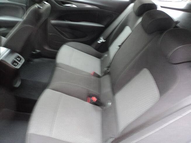 Opel Insignia Sports Tourer sprzedam ładnegoOPLA INSIGNIE 1.6 D 111KM NAJBOGAT.WERSJA