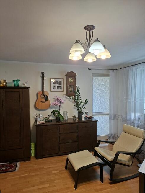 Sprzedam mieszkanie 53m2 + m. garażowe, piwnicę w Siedlcach