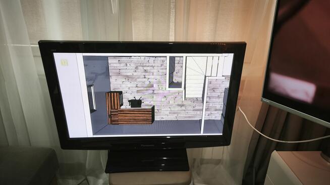 Stolik plus TV Panasonic 37