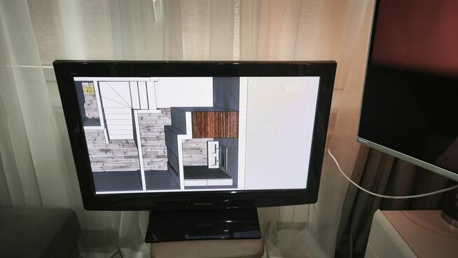 Stolik plus TV Panasonic 37