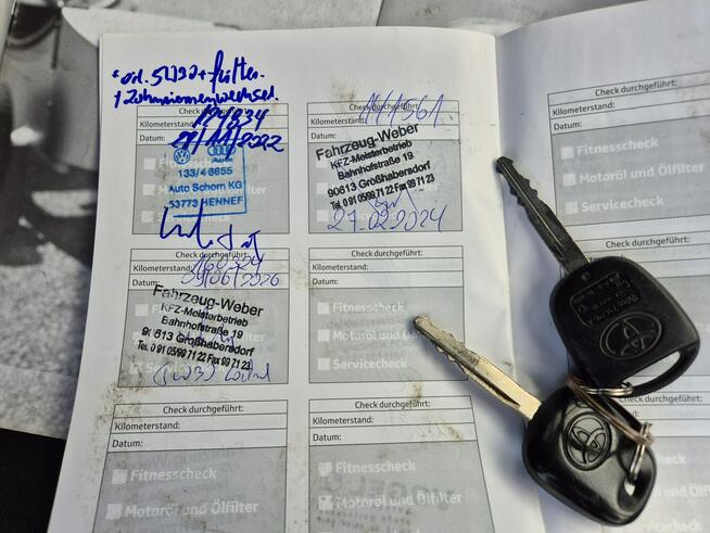 Toyota Yaris Oryginał Stan Bezwypadkowy I Właściciel Serwis do końca