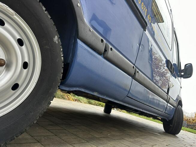 Opel Movano Lift H2L2 6 osobow w dowodzie 2.5 Diesel hak sprowadzony z Niemiec