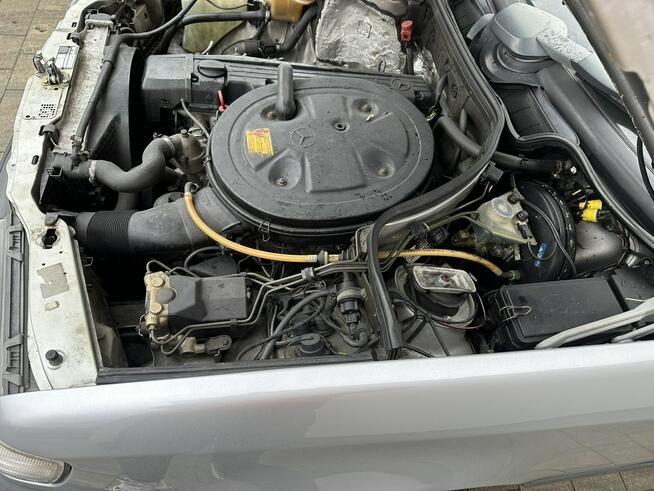 w124 automat 2.6 benzyna 6 cylindrów spr z Niemiec zarejestrowy