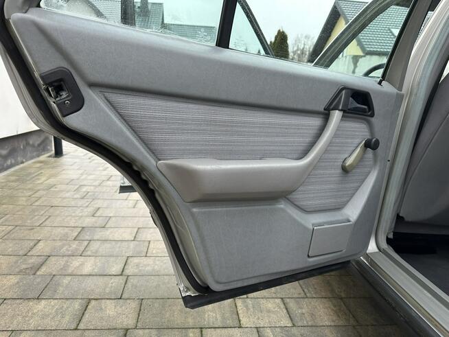 w124 automat 2.6 benzyna 6 cylindrów spr z Niemiec zarejestrowy