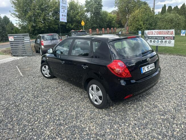 Kia Cee'd 1.4 benzyna 5 drzwi sprawna klimatyzacja 2 właściciel import Niemcy