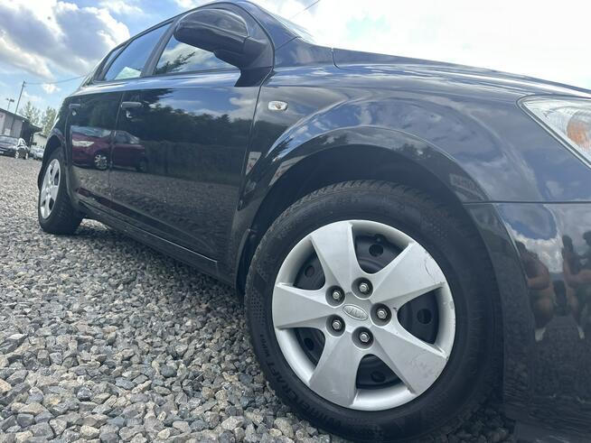 Kia Cee'd 1.4 benzyna 5 drzwi sprawna klimatyzacja 2 właściciel import Niemcy