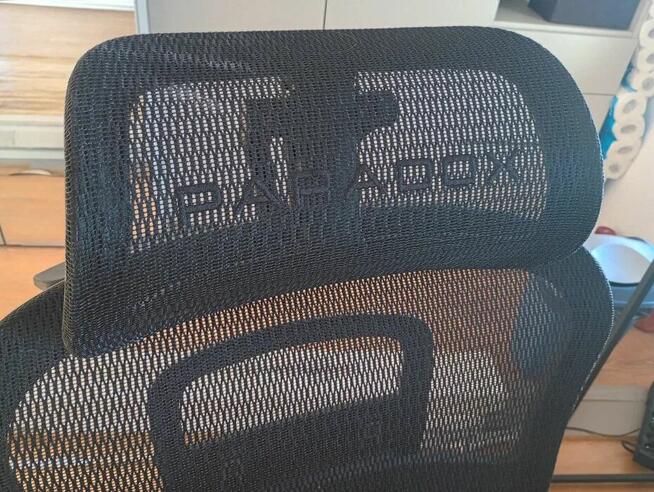 Fotel ergonomiczny PARADOX ERGO ONE CZARNY - nowy