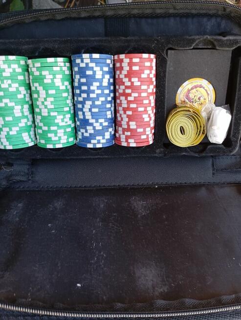 Gry scrabble i poker street