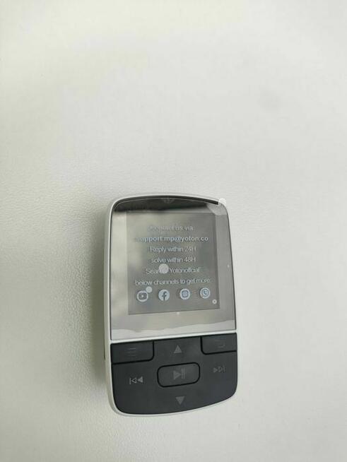 Odtwarzacz MP3 Przenośny Bluetooth Radio Biały