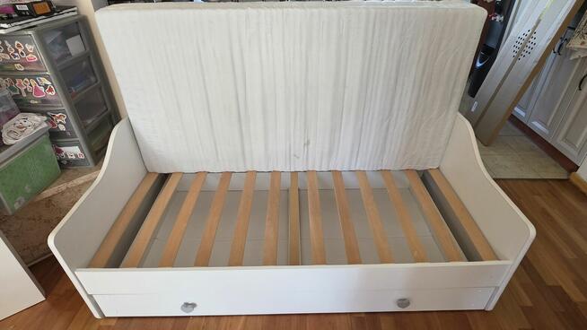 Łóżko dziecięce / Sofa biała z serduszkiem i szufladą + mate